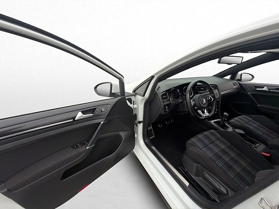 Volkswagen Golf I 12 of 27
