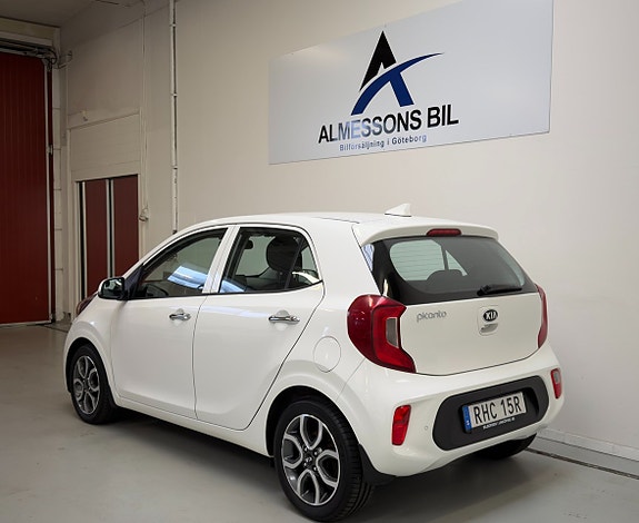 Kia Picanto 4 of 5