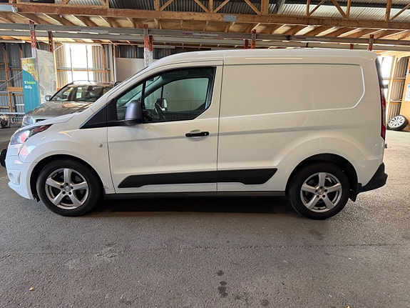Ford Transit Connect 2 of 5