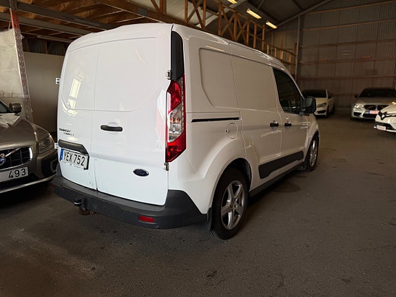 Ford Transit Connect 5 of 5