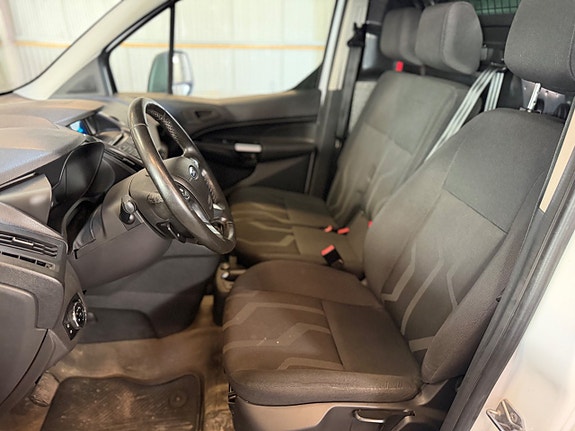 Ford Transit Connect 13 of 13