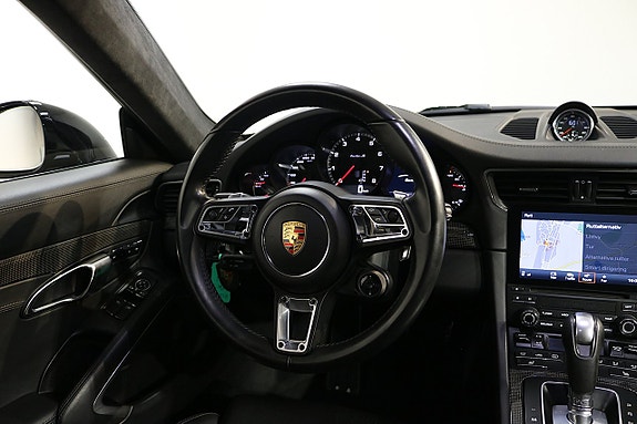 Porsche 911 Turbo S 12 of 25