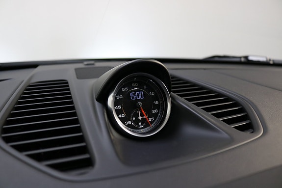 Porsche 911 Turbo S 17 of 25