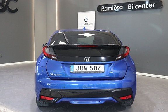 Honda Civic 10 of 17