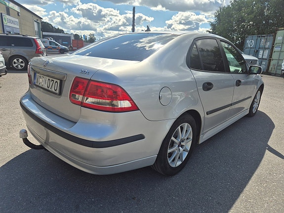 Saab 9-3 2 of 5