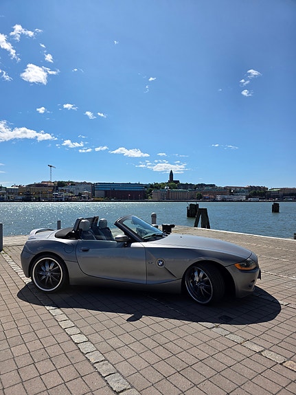 BMW Z4 3 of 5