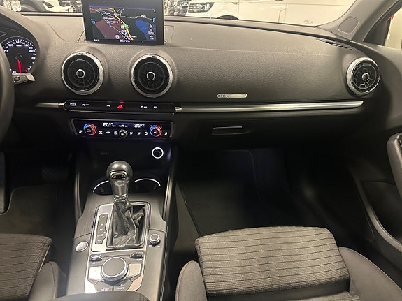 Audi A3 10 of 15
