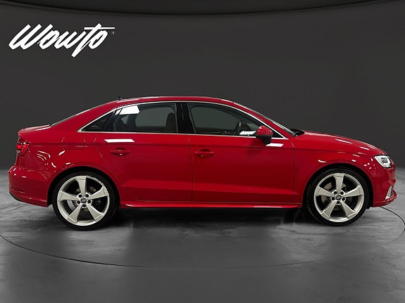 Audi A3 3 of 5