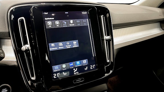 Volvo XC40 14 of 20