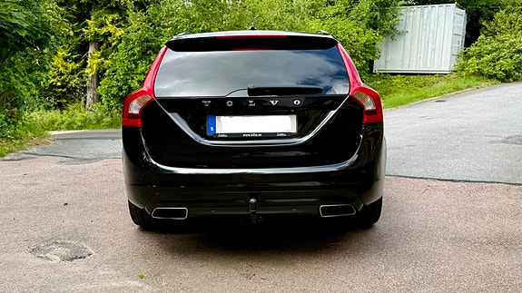Volvo V60 3 of 5