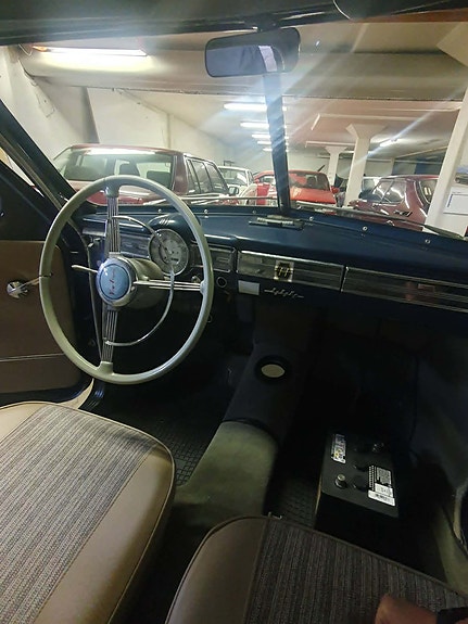 Volvo PV 2 of 5