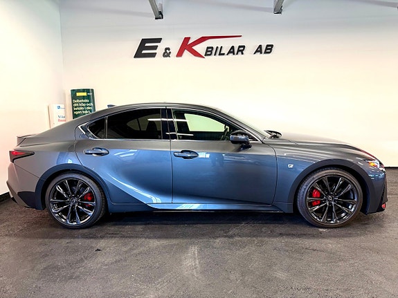 Lexus IS F 2 of 5