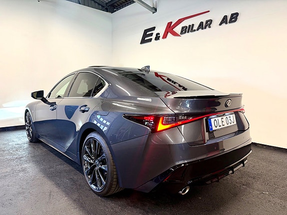 Lexus IS F 4 of 5
