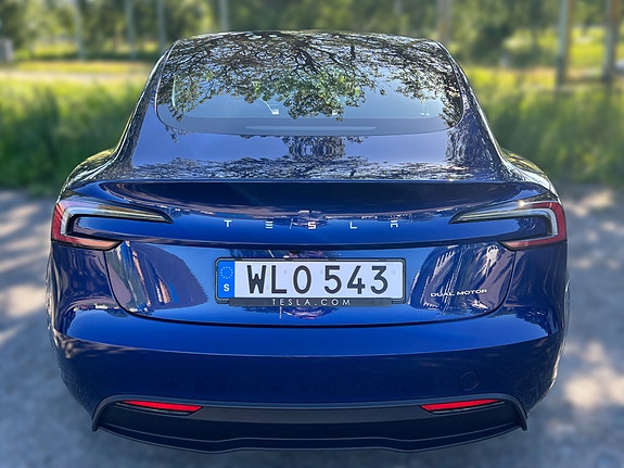 Tesla Model 3 5 of 5