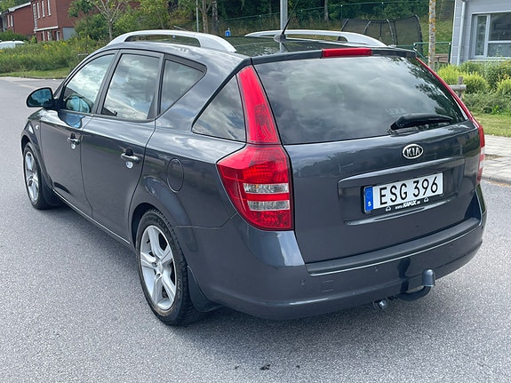Kia Ceed 4 of 5