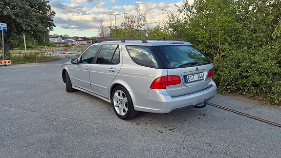 Saab 9-5 2 of 5