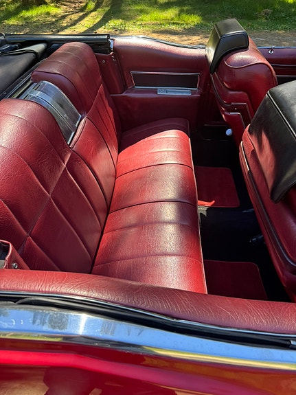Cadillac Deville 2 of 5