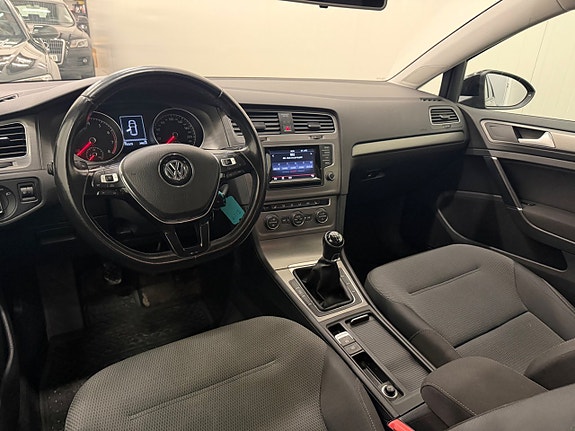 Volkswagen Golf VII 7 of 8