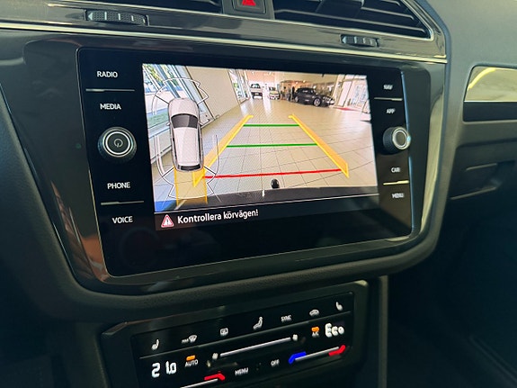 Volkswagen Tiguan 17 of 21