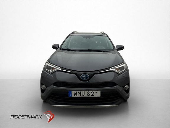 Toyota RAV4 2 of 5