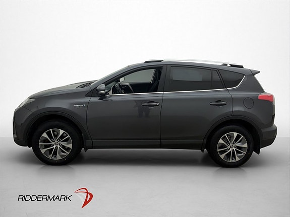 Toyota RAV4 4 of 5