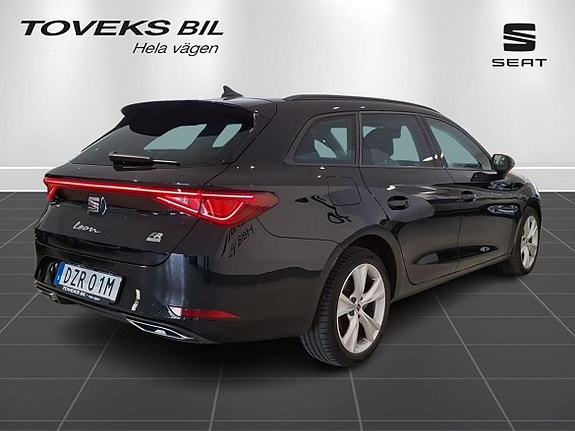 Seat Leon 2 of 19