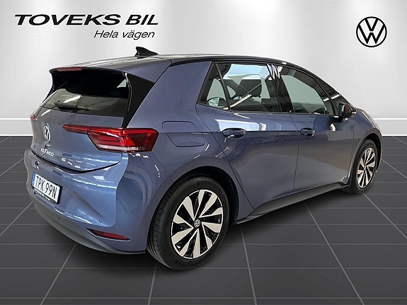 Volkswagen ID.3 Neo 3 of 5