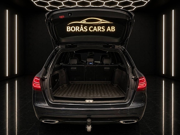 Mercedes-Benz C220 5 of 5
