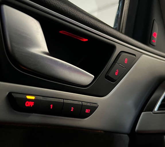 Audi A8 15 of 20