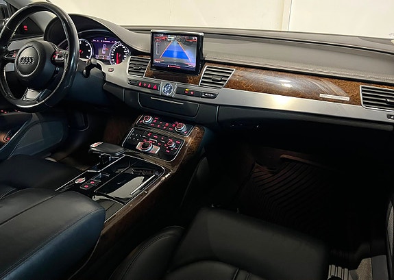 Audi A8 8 of 20