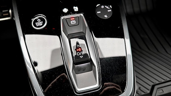 Audi Q4 e-tron 17 of 18