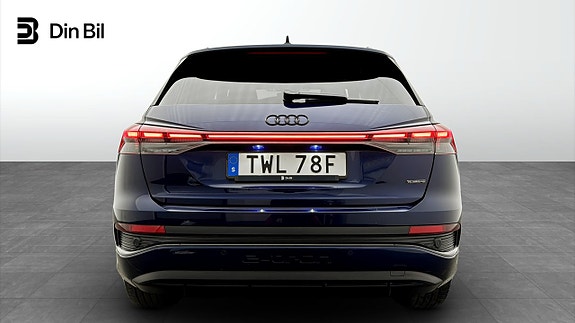 Audi Q4 e-tron 5 of 5