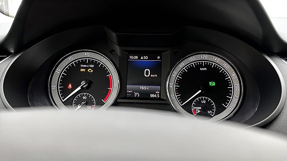 Skoda Octavia 12 of 15