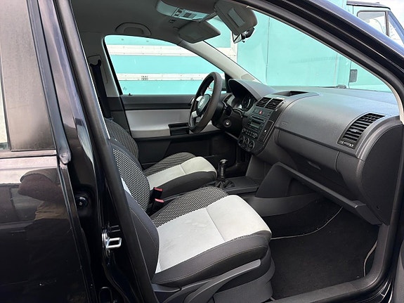 Volkswagen Polo Cross 17 of 22