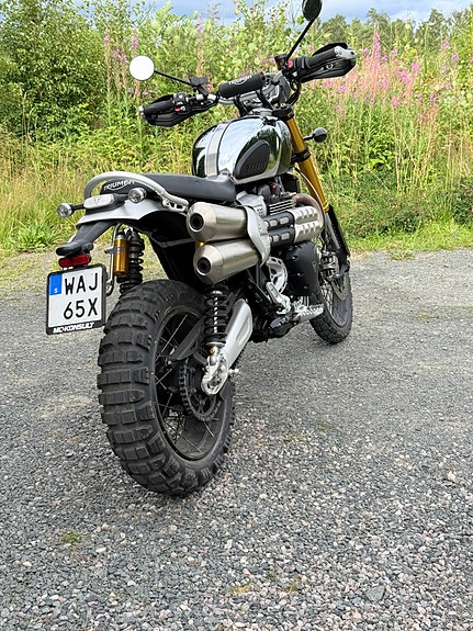 Triumph SCRAMBLER 1200 XE Chrome Edition 3 of 5