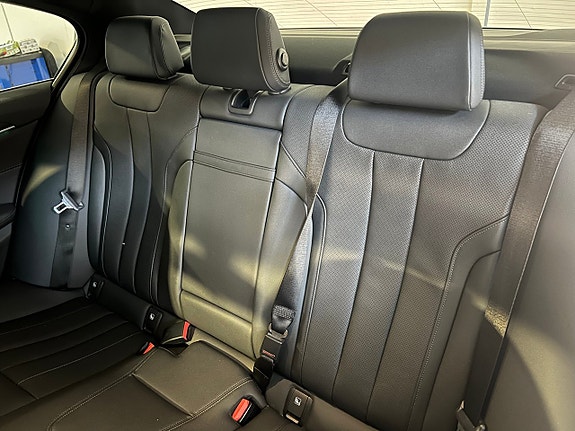BMW 520d 14 of 17