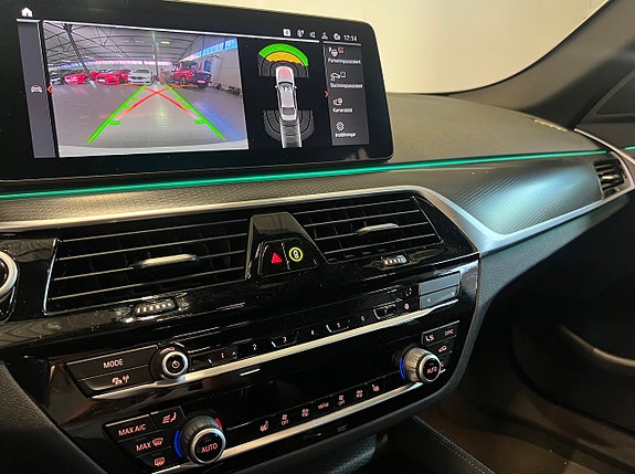 BMW 520d 10 of 17