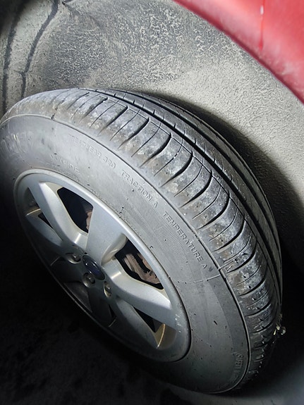 Volvo V70 24 of 28