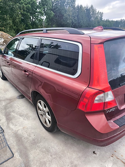 Volvo V70 5 of 5