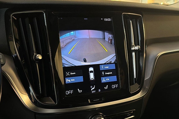 Volvo V60 16 of 27
