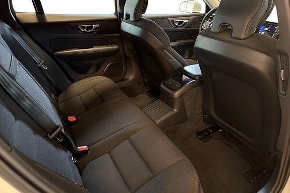 Volvo V60 12 of 27