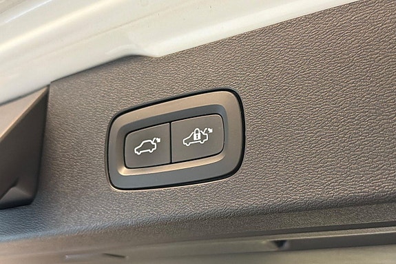 Volvo V60 24 of 27