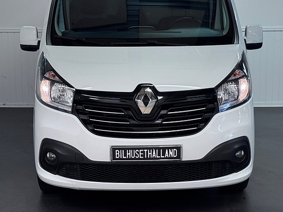 Renault Trafic 4 of 5