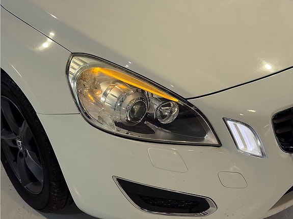 Volvo S60 5 of 5