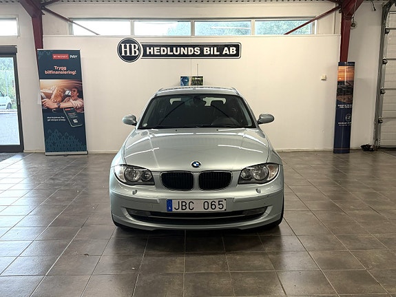 BMW 118d 5 of 16