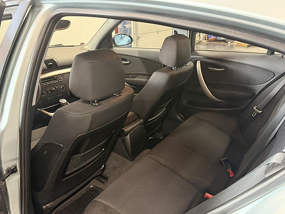 BMW 118d 16 of 16