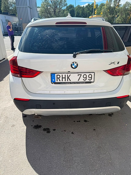 BMW X1 3 of 5