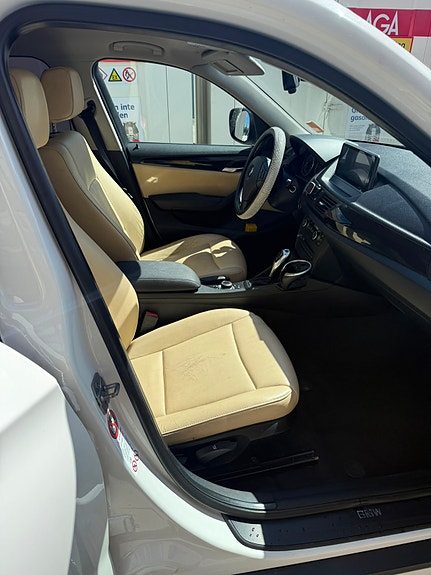 BMW X1 2 of 5