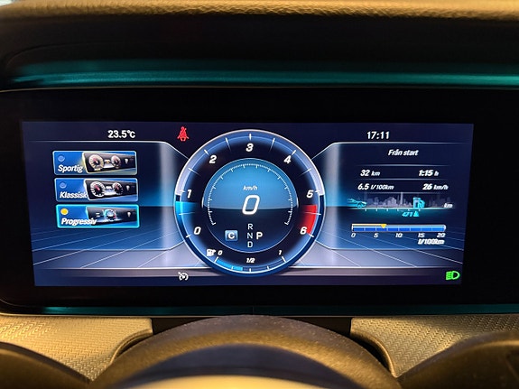 Mercedes-Benz E200 d 16 of 20