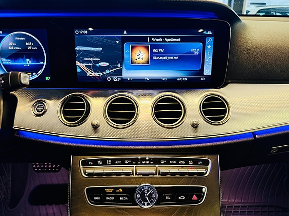 Mercedes-Benz E200 d 13 of 20